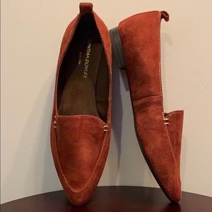 Cynthia Rowley Paprika Leather Loafers - Size 6.5